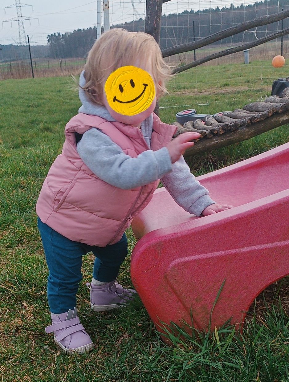 Bezrękawnik niemowlęcy