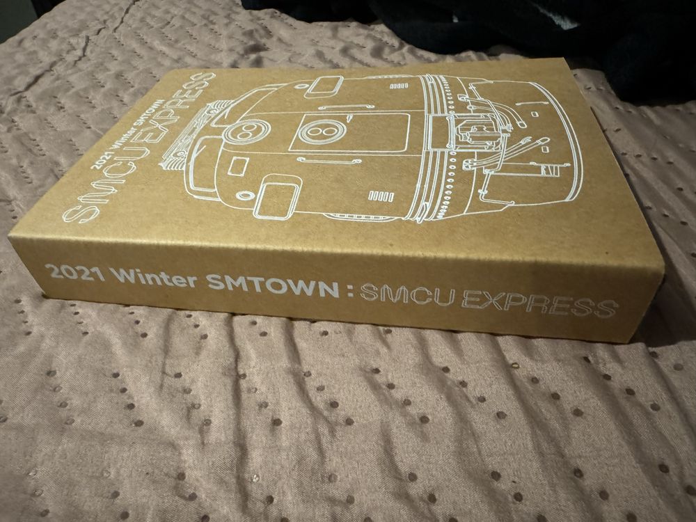 Album photobook 2021 Winter SM smcu express kpop aespa red velvet