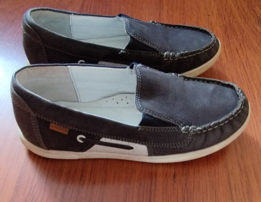 Mokasyny r.33 ,buty na uroczystości ,firmy Lasocki