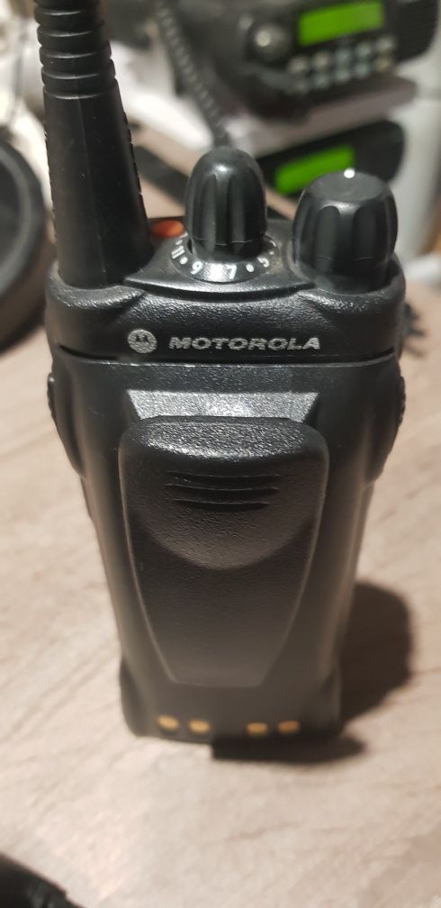 Motorola: GP340 UHF