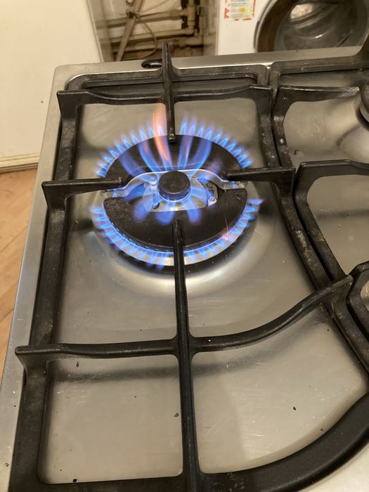 Продам газову поверхню Піраміда Piramida