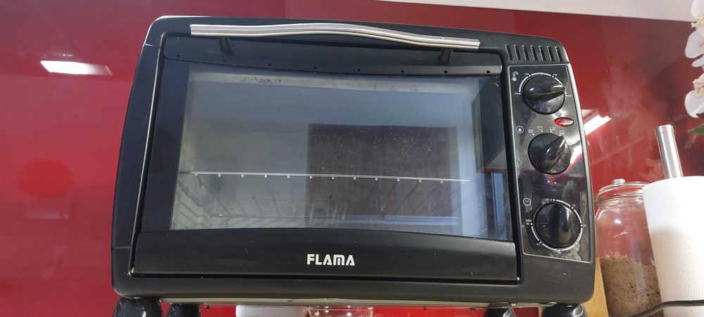 Mini forno marca Flama