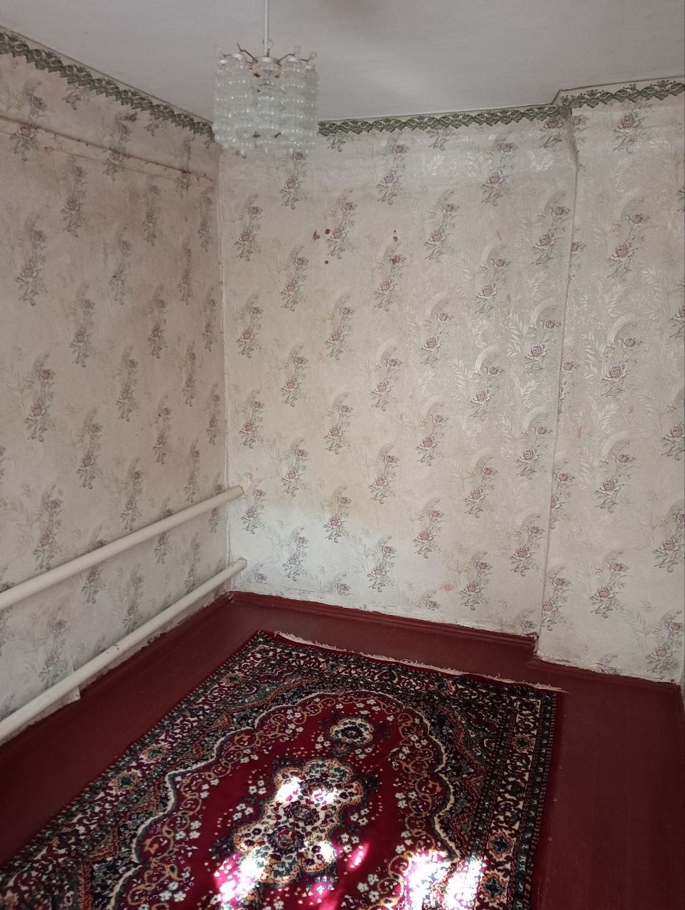 Продам будинок по вул. Уборевича (зупинка ш.т. Мудрьона)