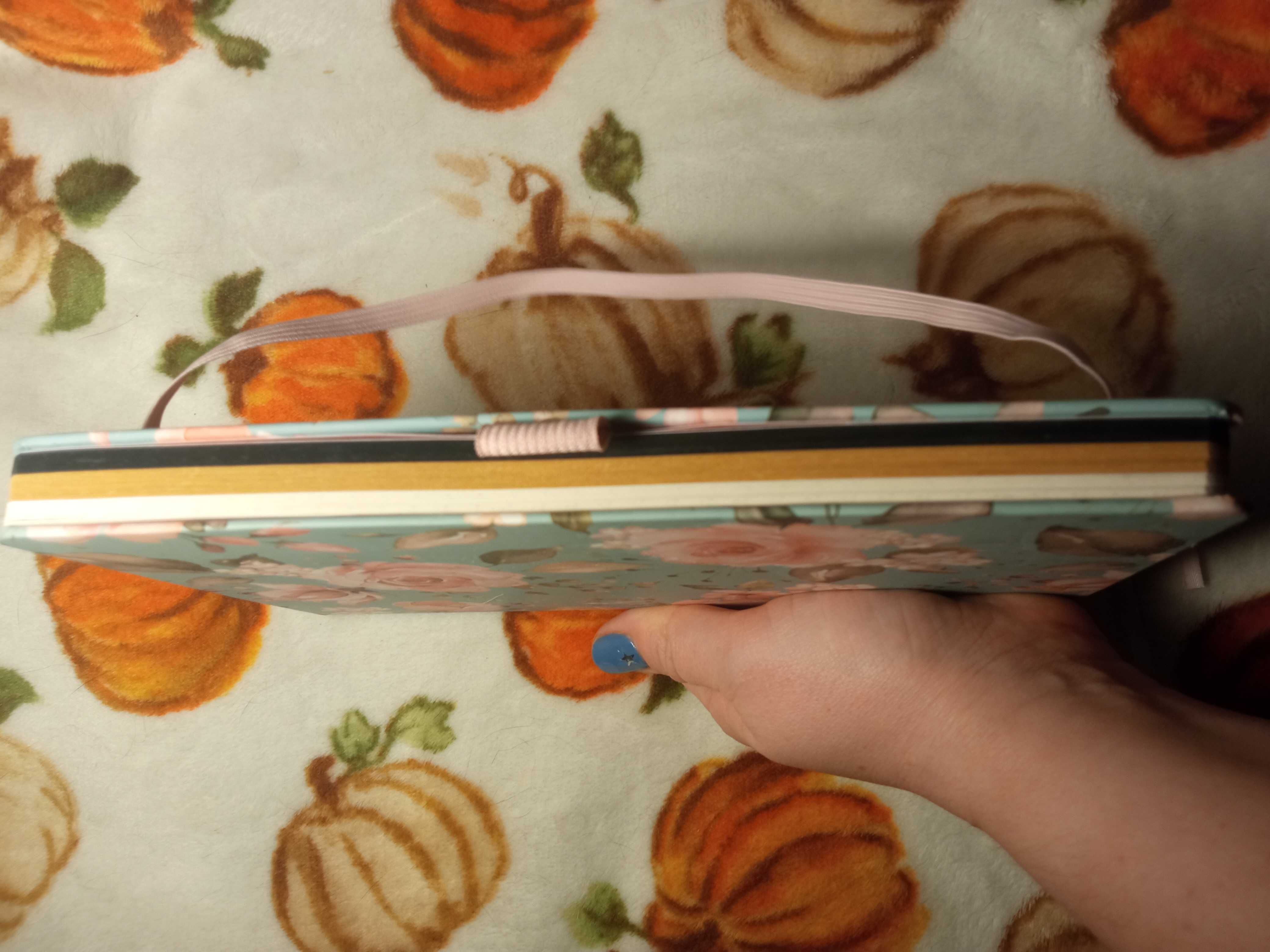 Notes Bullet Journal trzykolorowy czarne kartki