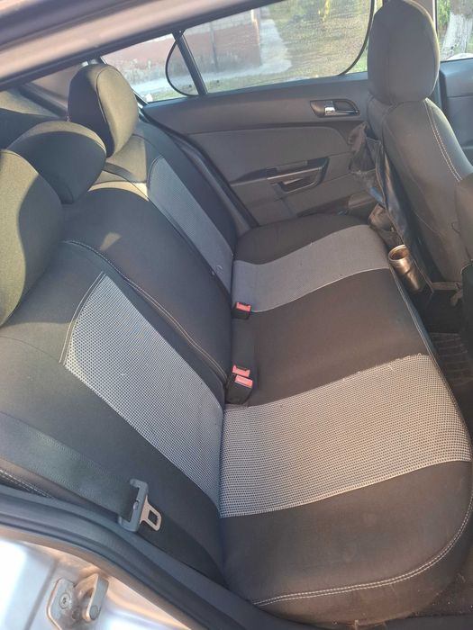 Авто opel Astra H