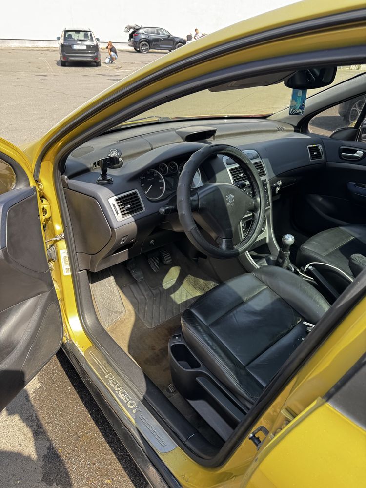 Peugeot 307 2.0HDI 2003 року