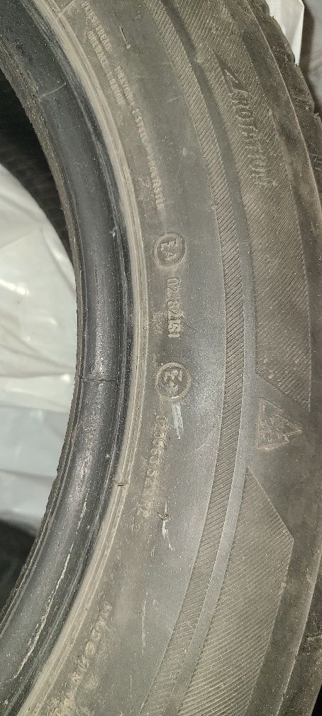 Резина зимняя R17 255/55 Bridgestone