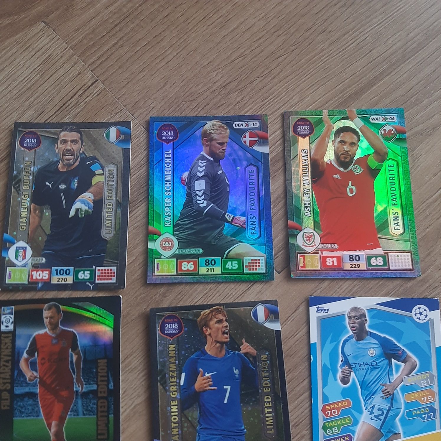 Karty Panini Fifa 2018