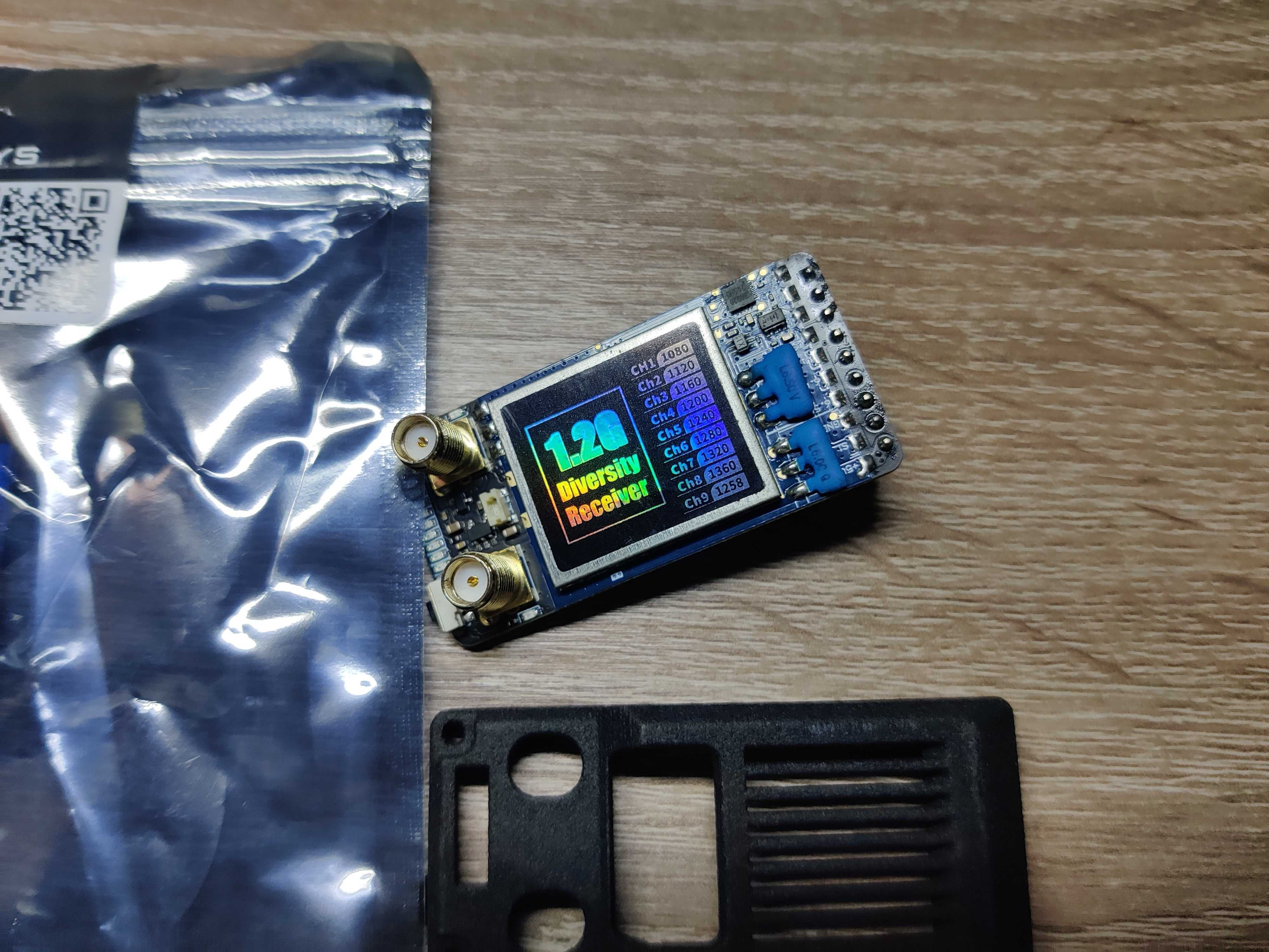 Приймач для окулярів SKYZONE 1.2 GHz Diversity VRX Receiver