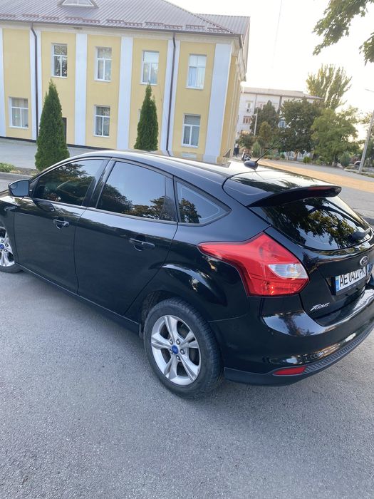 Продам форд фокус 3 2.0 бензин