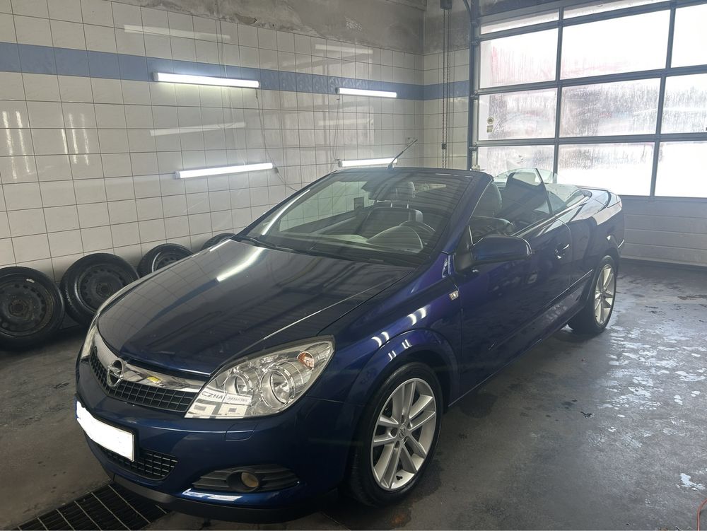 Opel Astra H TwinTop 1.6 Turbo 180KM Cabrio Cosmo PDC