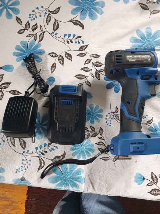 Prostormer Impact MB01A