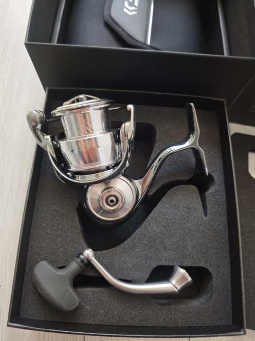 Kołowrotek Daiwa Exist PC 3000 Lt