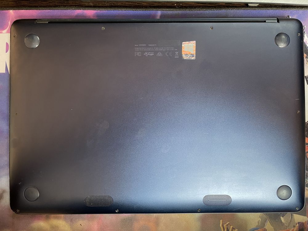 Asus zenbook pro ux550v