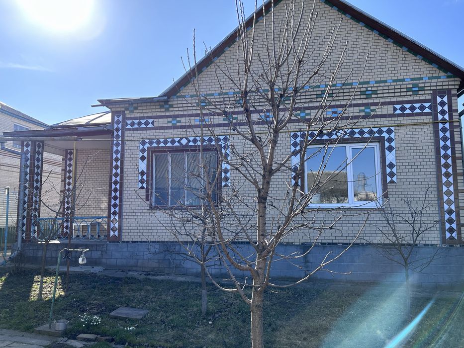 Продається будинок м. Волочиськ, вул. Олени Пчілки 14