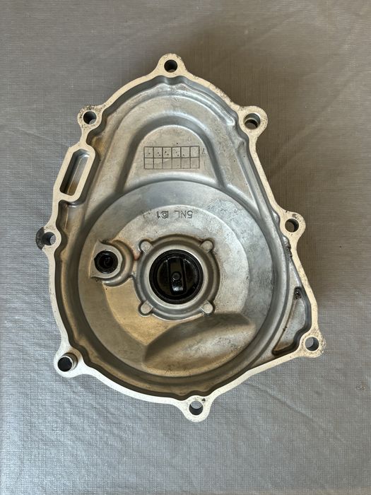Dekiel magneta pokrywa silnika YAMAHA YZF250 R 02-13