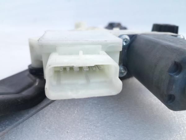 Elevador vidros frente direito PEUGEOT 308 II