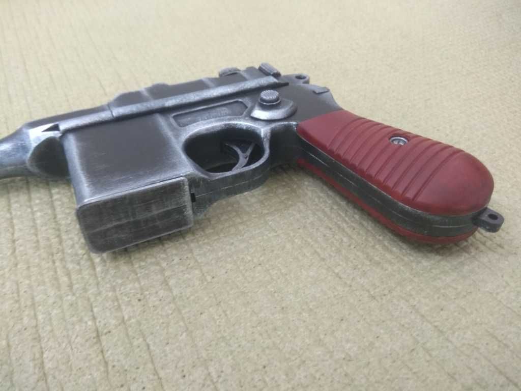 Детский Пистолет Mauser Пластмассовый - Игрушка НЕ РАБОЧАЯ.