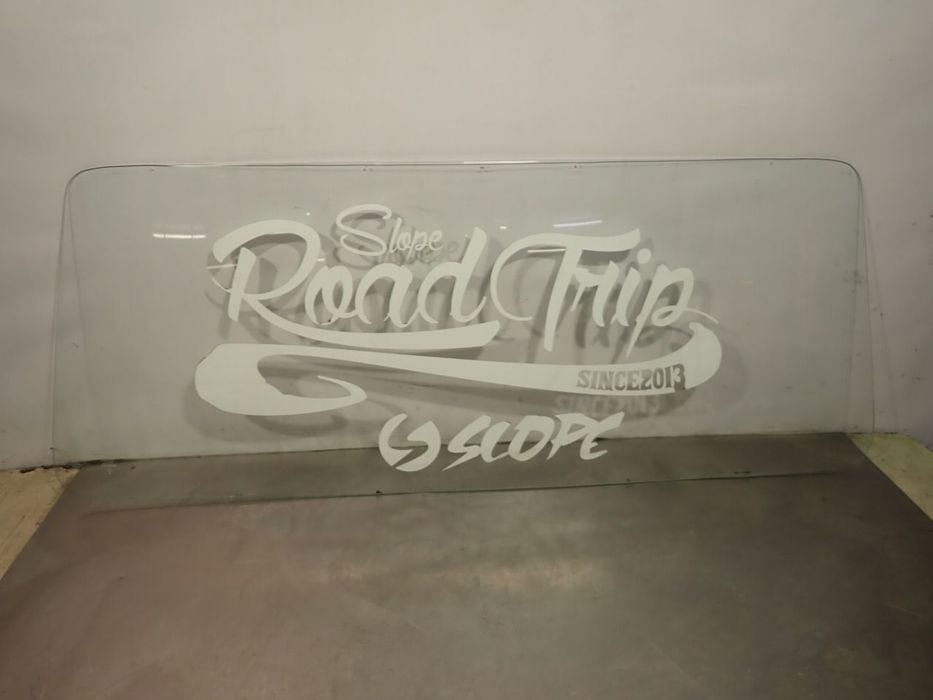 SZYBA TYLNA KLAPY VOLKSWAGEN T3