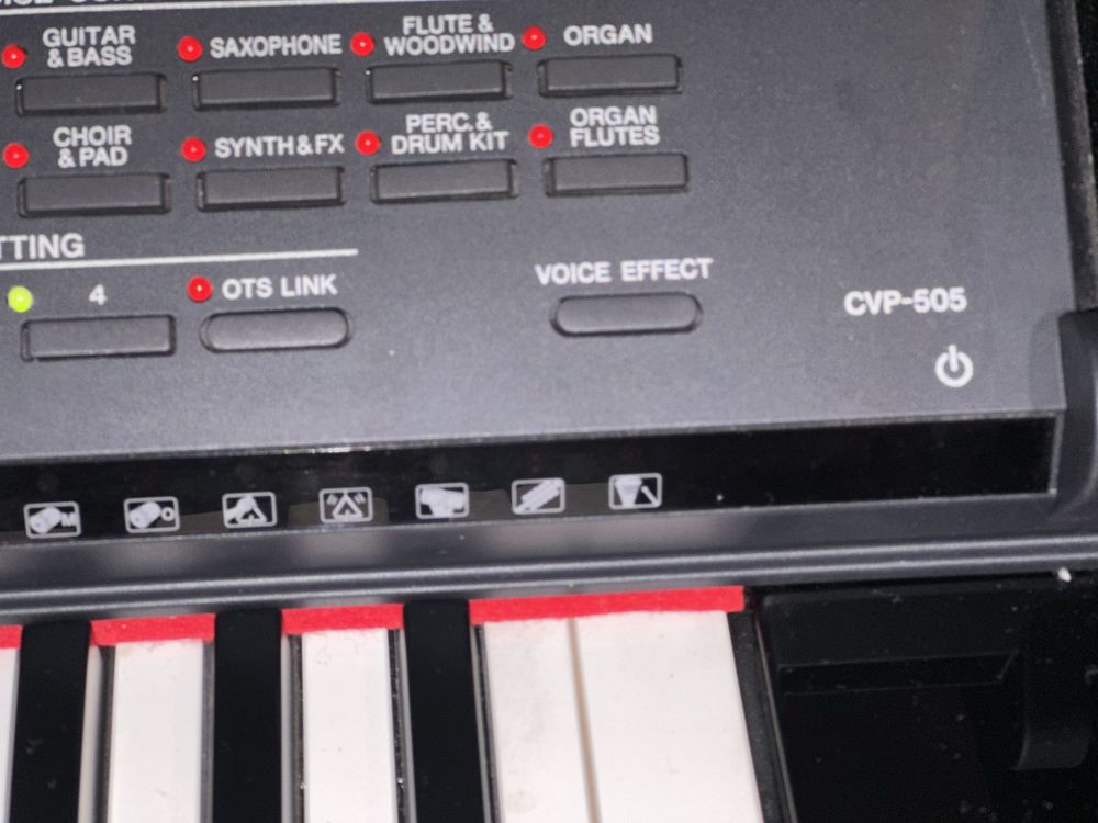 Piano Yamaha clavinova cvp-505