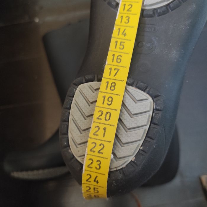 Жіночі чоботи Crocs