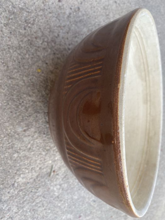 Makutra srednica 25 cm, wysokosc 12 cm