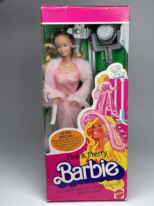 PINK & PRETTY BARBIE Mattel 1981 Extra Special Version NRFB