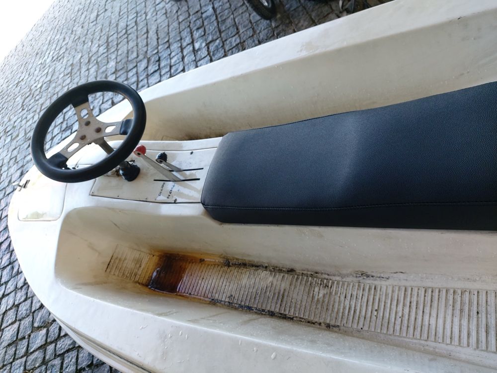 Barco com reboque
