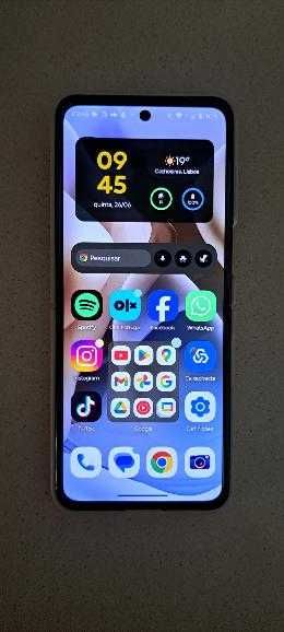 Motorola RAZR 50 8/256
