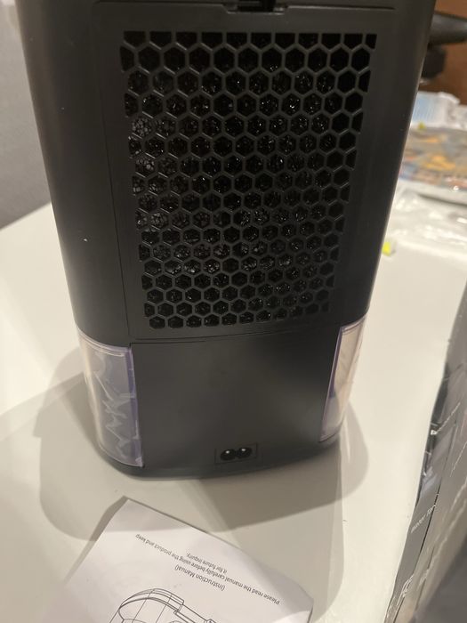 Osuszacz powietrza H2102 – cichy i wydajny, nowy