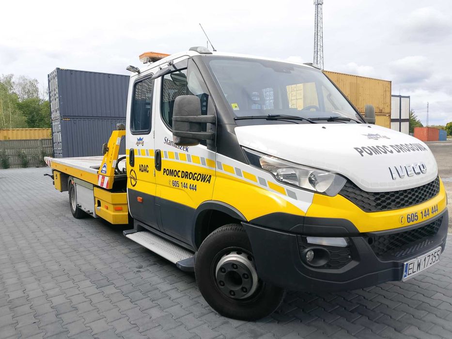 Pomoc drogowa Iveco  Daily specjalny holownik