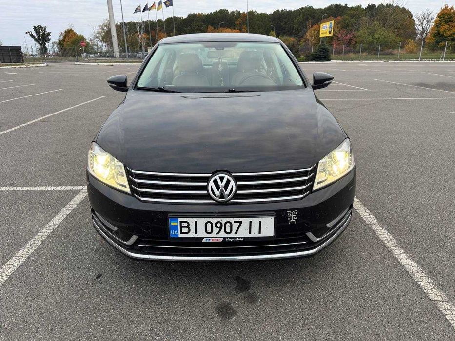 Volkswagen Passat B7 2011-2012