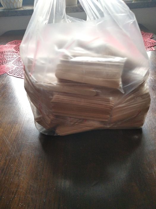 Nowe patyczki drewniane 1254 szt ,9 cm, 11 cm.