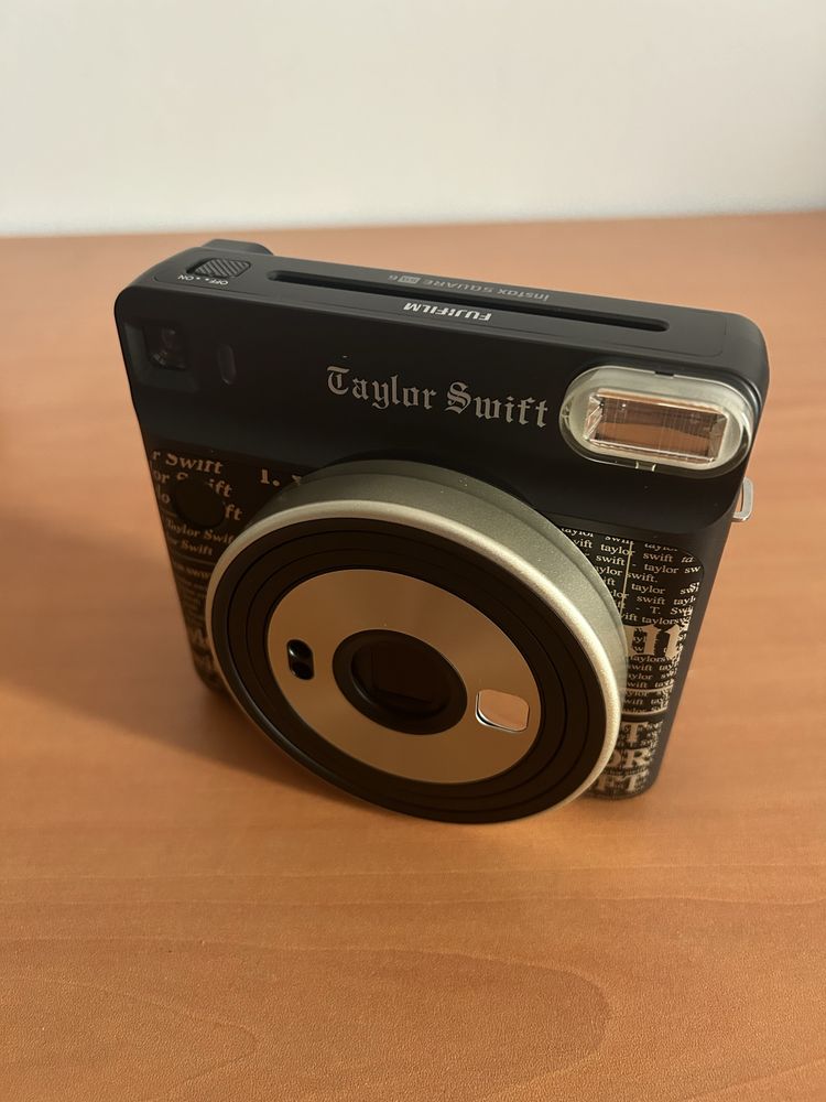 Câmara Fujifilm Instax Square 6 SQ6 Taylor Swift Edition