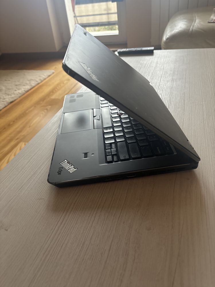 Laptop Lenovo Stan Idealny