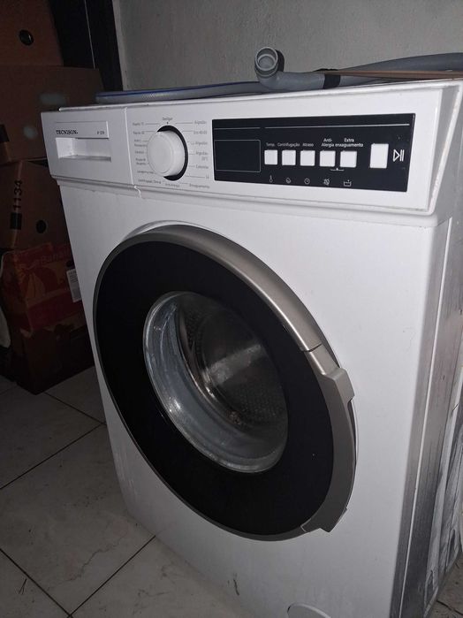 Maquina de lavar roupa