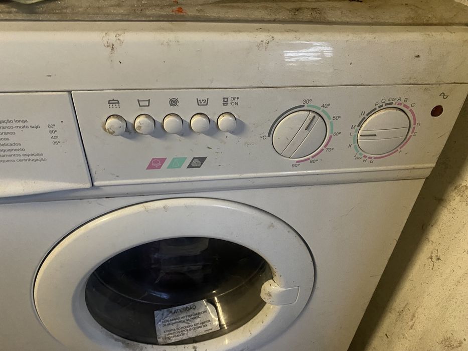 Máquina de lavar roupa Eurotech EU 2600R