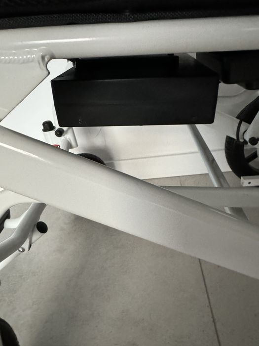 Wózek inwalidzki elektryczny nowy