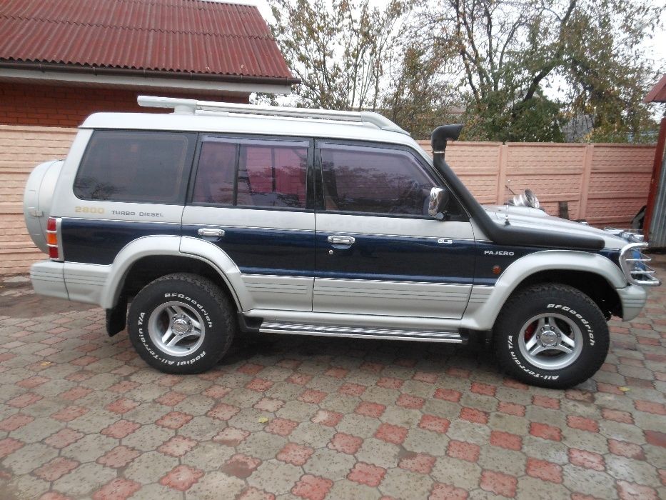 Mitsubishi Pajero 2.Запчасти паджеро 2. Мотор 3.0, 3.5