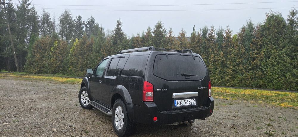 Nissan Pathfinder 2.5 dCi 4x4 hak