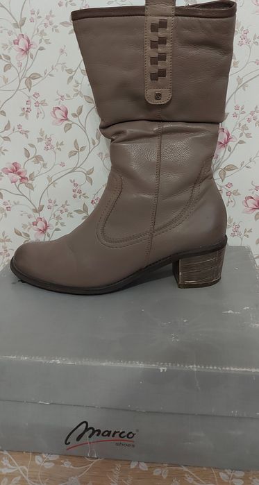 Сапоги женские, натуральная кожа кожа 40-41  размер