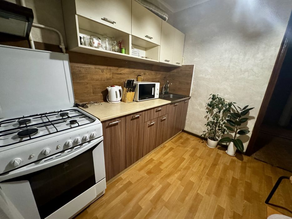 Продам 2-кімнатну квартиру, Чорновола-Гоголя