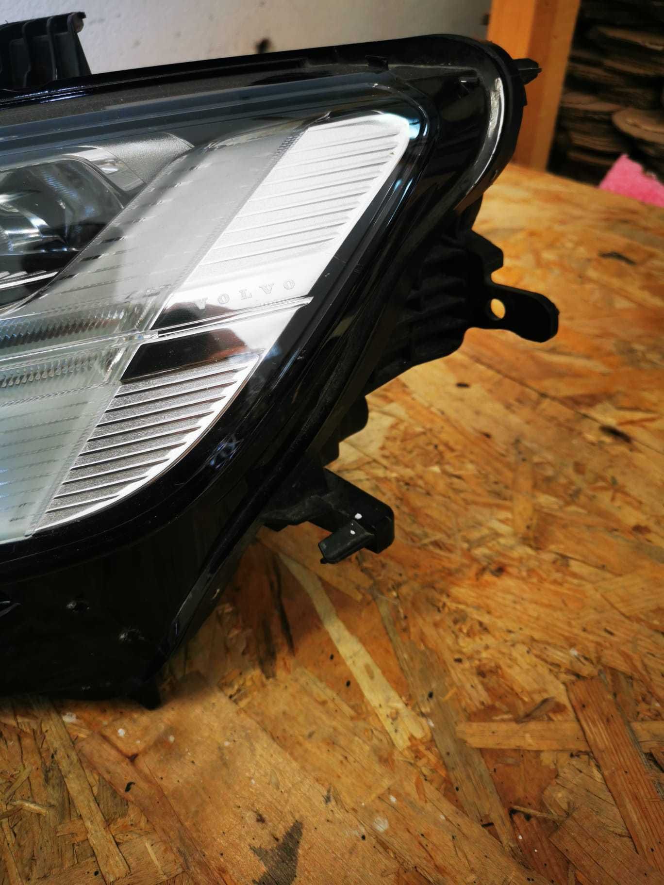 Volvo V60 S60 lampa FULL LED przednia lewa lewy przód