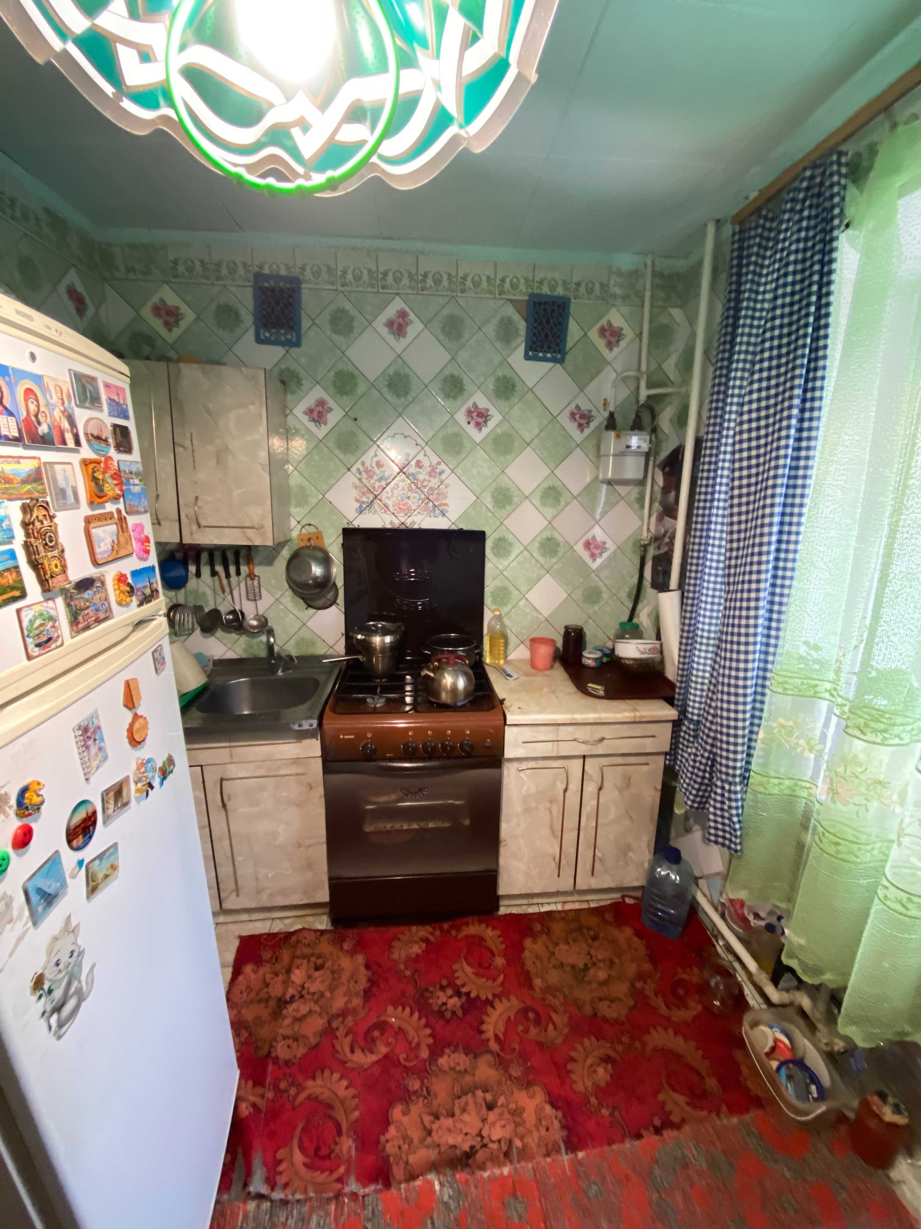 Продам 3 комн. квартиру в п. Эсхар, 1/5. Пл. 64 кв. м
