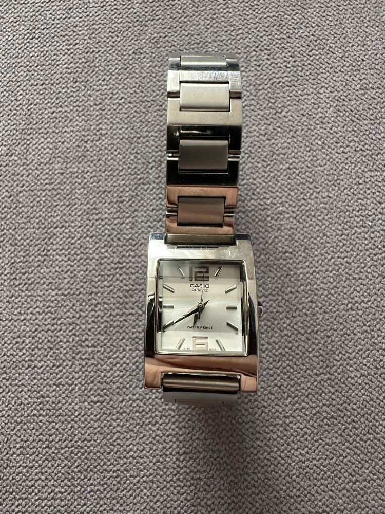 Casio LTP 1283 zegarek water resistant