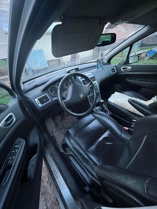 Продам пежо 307.