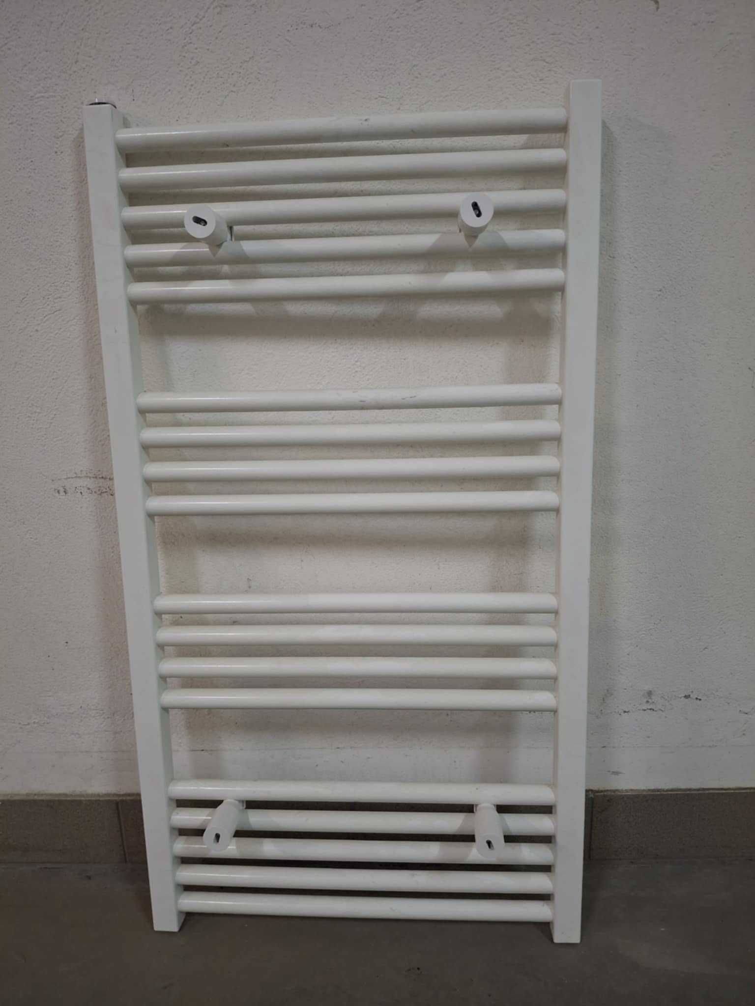 Kaloryfer łazienkowy biały drabinkowy