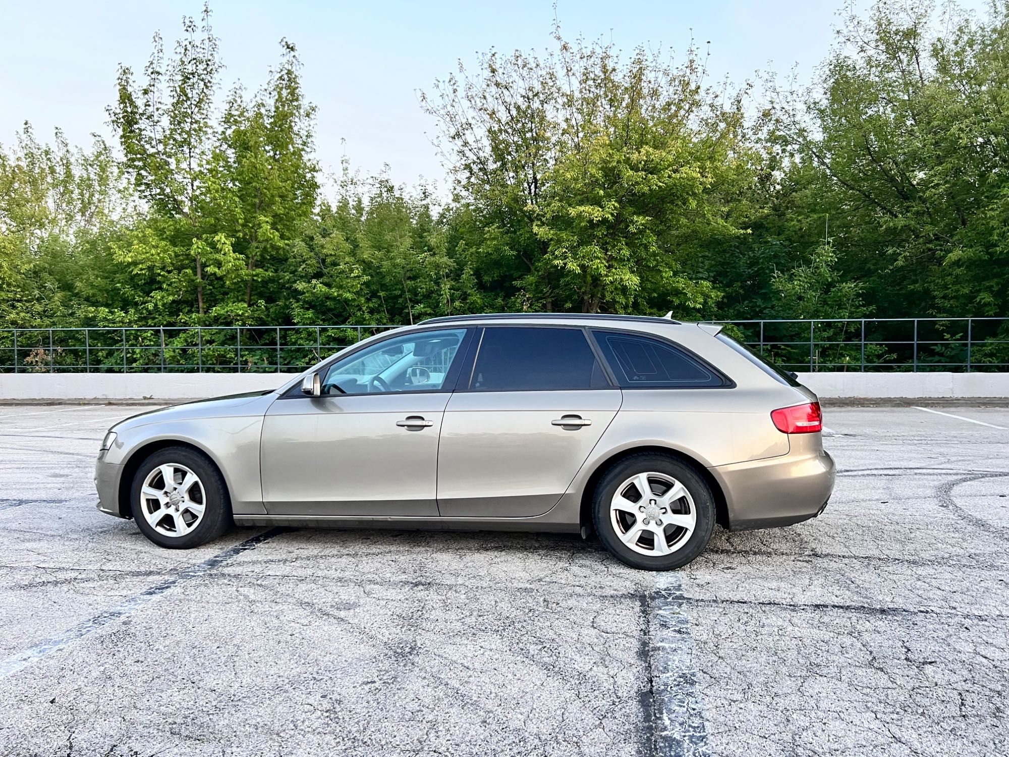 Audi A4 B8  2010 р