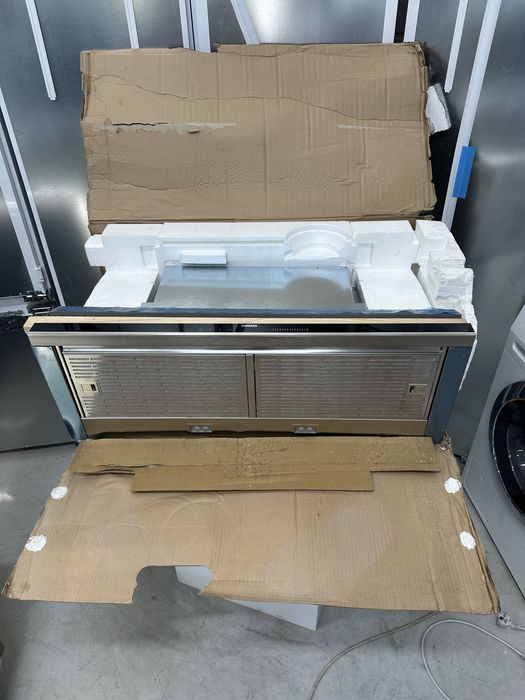 90 см/Телескопічна витяжка Siemens Li99sa683
