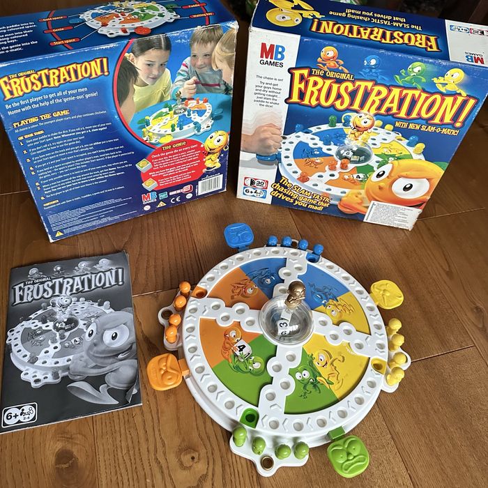 Настільна гра trouble frustration від mb games гра-переслідування